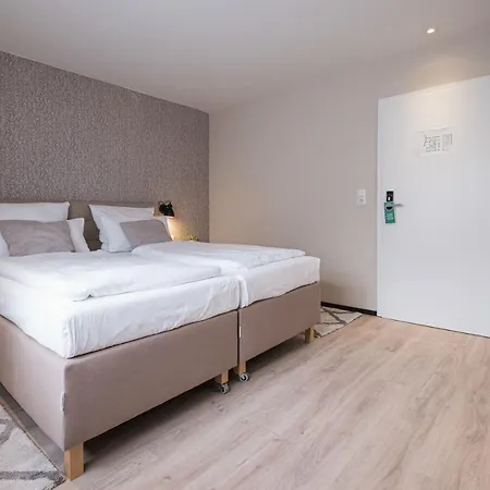 Eichhorns ホテル 4*